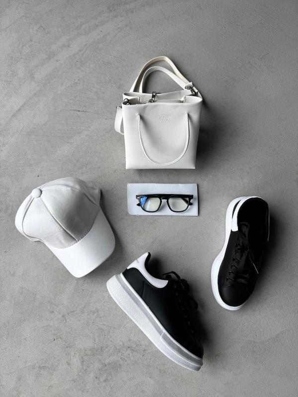 K057 Beyaz Suni Deri Orta Boy Çanta İmaj Gözlüğü Beyaz Cap Arka Beyaz Detay Yüksek Taban Sneaker Dörtlü Set