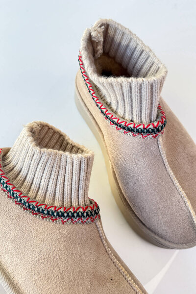 AYK-1024 Taş Rengi Örgü Bilek Detaylı İçi Kürklü Bot - Cappmoda (1)