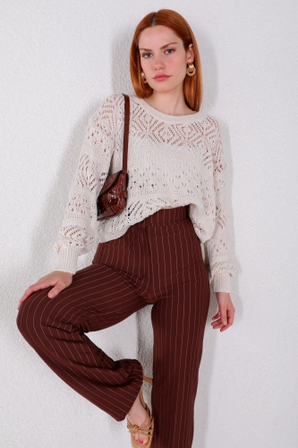 BLZ-06206 Ekru Geniş Yaka Ajurlu Triko Bluz - 2