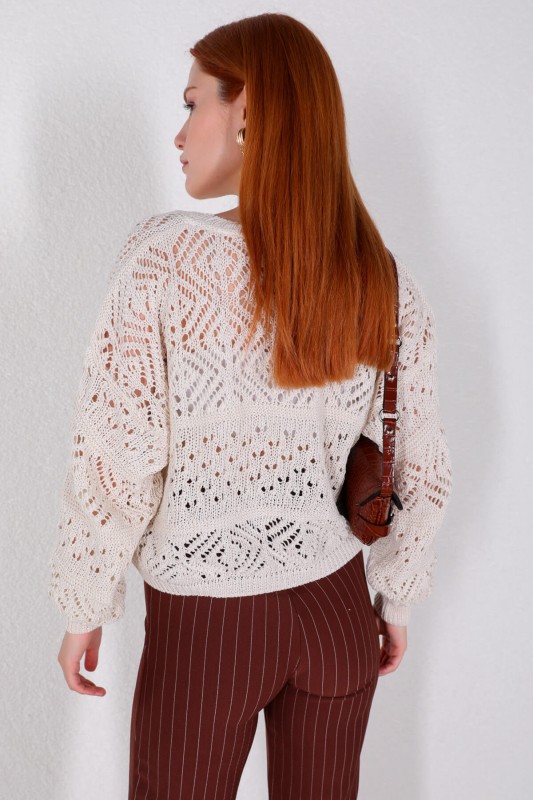 BLZ-06206 Ekru Geniş Yaka Ajurlu Triko Bluz - 5