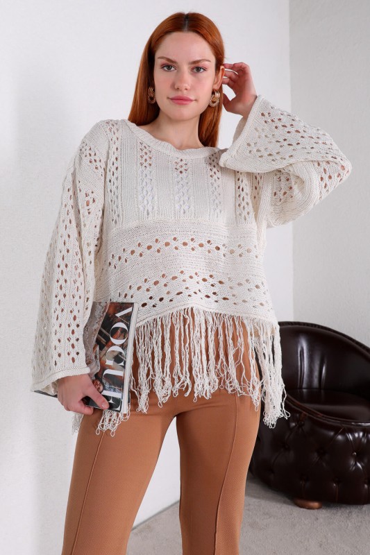 BLZ-06208 Ekru Saçaklı Geniş Yaka Ajurlu Triko Bluz - 3