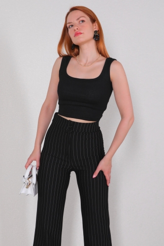 BLZ-06211 Siyah U Yaka Kaşkorse Kumaş Crop Bluz - 2