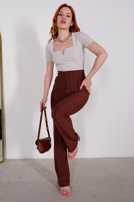 BLZ-06213 Taş Rengi Polo Kare Yaka Kısa Kollu Bluz - 2