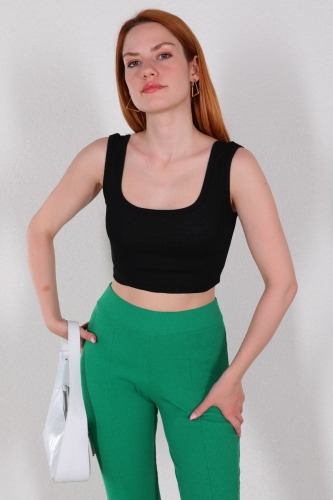 BLZ-06214 Siyah Kare Yaka Crop Triko Bluz 