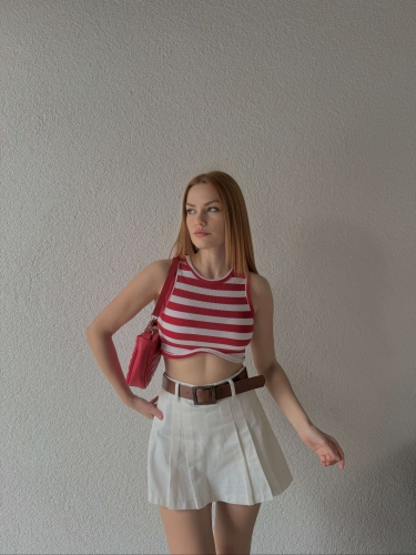 BLZ-06232 Kırmızı Yatay Çizgili Oval Bel Detaylı Kaşkorse Crop Bluz - 1