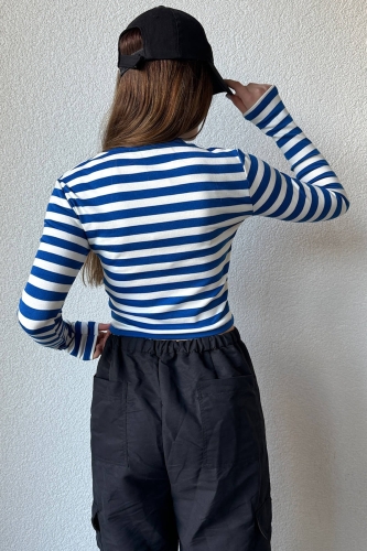 BLZ-06244 Lacivert Texas Yazı Detaylı Çizgili Crop Uzun Kollu Bluz - 5