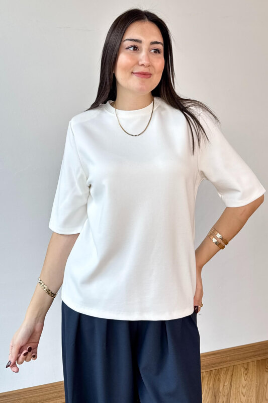 BLZ-1831 Beyaz Pamuklu Çelik Örme Kumaş Vatkalı Premium Bluz - 3