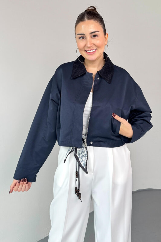 CKT-0242 Lacivert Kadife Yaka Astarlı Crop Ceket - 2