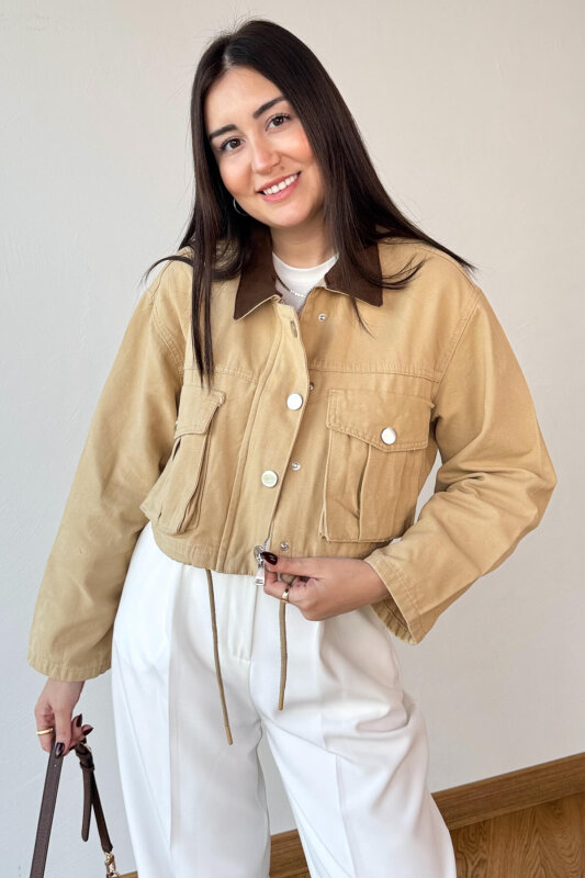 CKT-1239 Bej Kontrast Yaka Torba Cepli Bağlamalı Crop Kot Ceket - 1