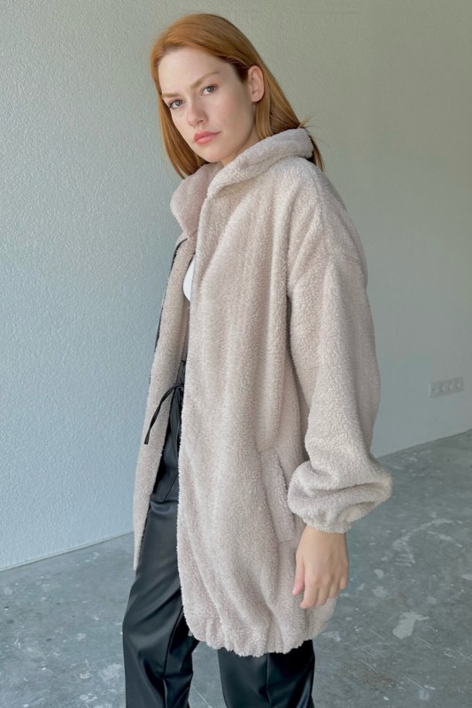 CKT-12410 Taş Rengi Peluş Kumaş Fermuarlı Dik Yaka Cepli Ceket - 5
