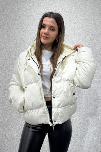 CKT-12422 Beyaz Çıtçıtlı Cep Detay Kapüşonlu Astarlı Şişme Mont - 2
