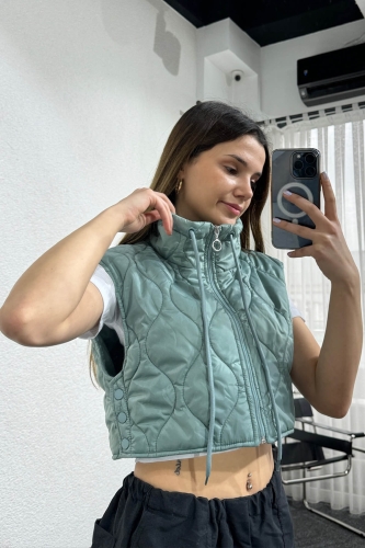CKT-12431 Mint Yeşili Yan Çıtçıtlı Dik Yaka Şişme Crop Yelek - 2
