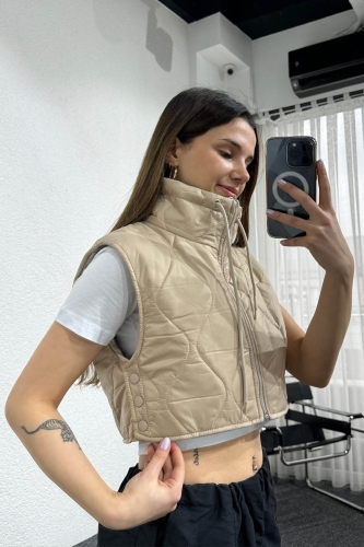 CKT-12431 Vizon Yan Çıtçıtlı Dik Yaka Şişme Crop Yelek 