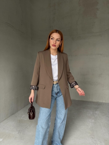 CKT-12435 Kahverengi Leopar Astarlı Vatkalı Kruvaze Yaka Blazer Ceket - 3