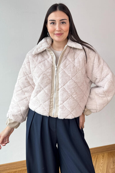 CKT-7022 Bej Baklava Desen Suni Deri Detaylı Astarlı Fermuarlı Kürk Ceket - Cappmoda (1)