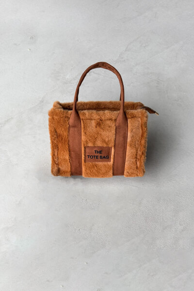 ÇNT-3002 Taba Peluş Kumaş Yazı Detaylı El Ve Omuz Çantası - Cappmoda