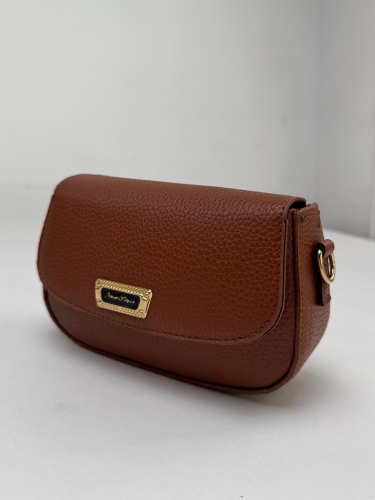 ÇNT-3020 Taba New Style Gold Yazılı Suni Deri Crossbody Omuz Çantası - Cappmoda