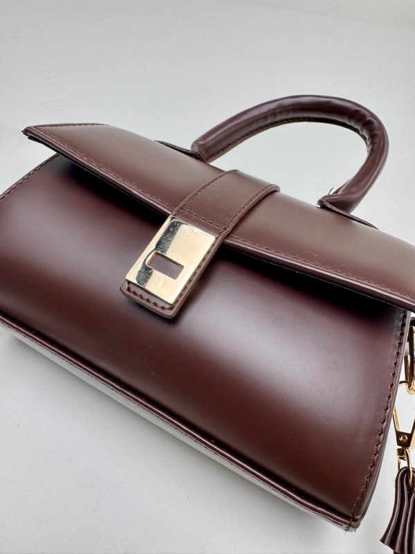 ÇNT-3021 Acı Kahve Gold Kilit Detaylı Suni Deri Crossbody Omuz Çantası - 2