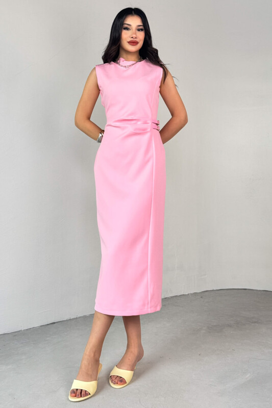 ELB-01789 Pembe Deri Kemerli Arka Fermuar Detaylı Lamineli Poliviskon Elbise - 4