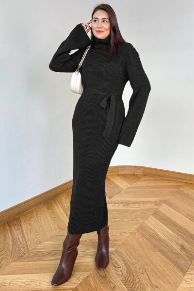 ELB-5199 Siyah Kuşaklı Balıkçı Yaka Pelerin Kollu Uzun Triko Elbise - Cappmoda