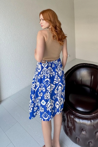 ETK-02309 Mavi Etnik Desenli Düğme Detay Kemerli Midi Boy Etek - 4