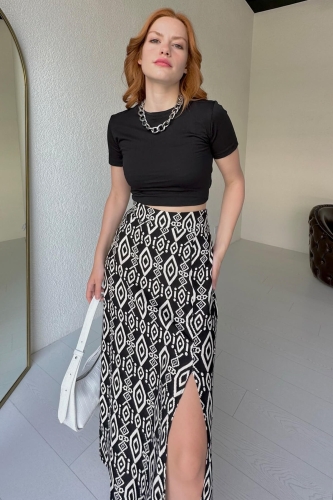 ETK-02311 Siyah Etnik Desenli Yandan Fermuar Yırtmaçlı Midi Boy Etek - 2
