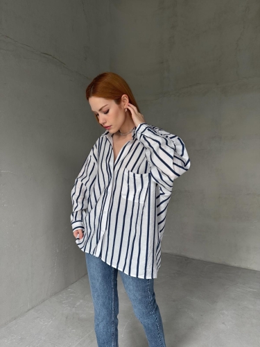 GML-10248 Beyaz Lacivert Çizgili Cepli Oversize Gömlek 