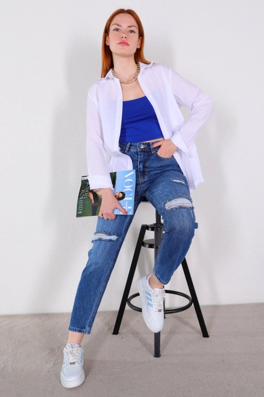 JEAN-08117 Mavi Taşlamalı Yırtık Detaylı Momfit Jean - 3