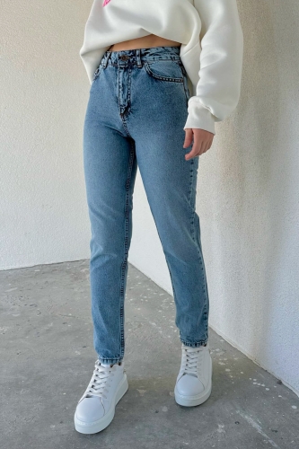 JEAN-08120 Açık Mavi Taşlamalı Süper Kalıp Momfit Jean - 1