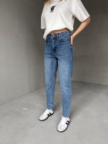 JEAN-08124 Mavi Taşlamalı Süper Kalıp Momfit Jean 