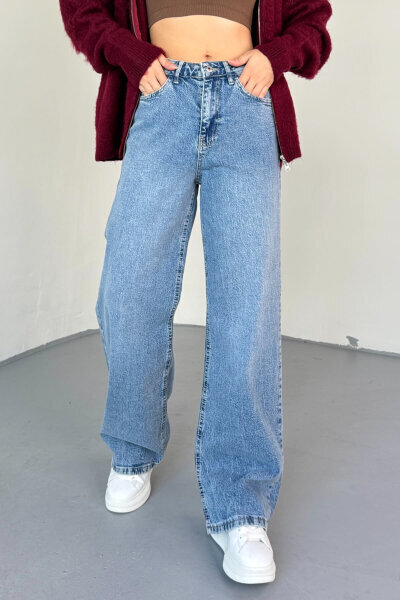 JEAN-08134 Açık Mavi Geniş Paça Taşlı Jean 
