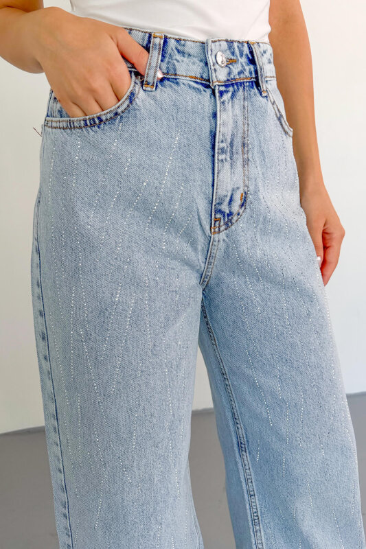 JEAN-1071 Açık Mavi Taş Detaylı Çizgi Desenli Mom Jean - 4