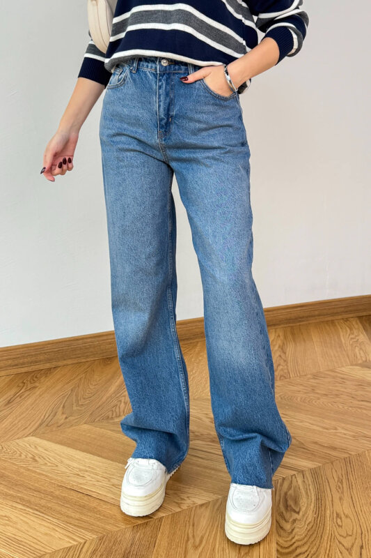 JEAN-1077 Soluk Mavi Relaxed Fit Kesik Paça Jean - 1