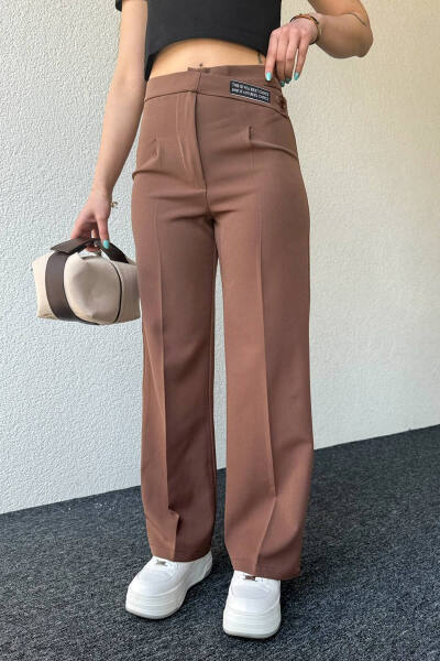 PNT-07367 Kahverengi Bel Etiket Detaylı Palazzo Kumaş Pantolon - 3