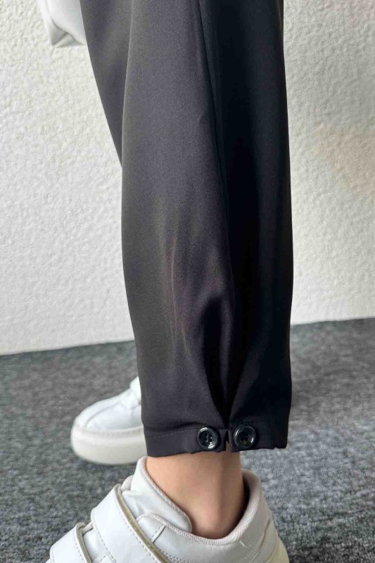 PNT-07385 Siyah Bel Düğmeli Cep Detaylı Şalvar Model Kumaş Pantolon - 5
