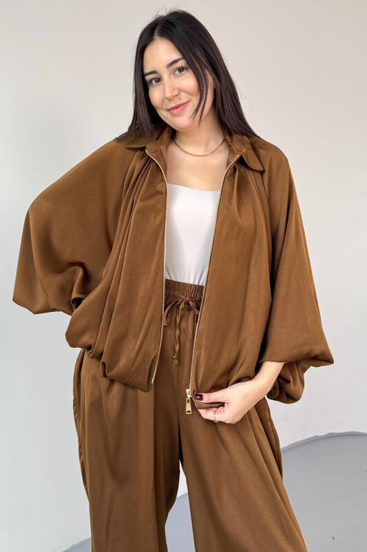 PNT-07420 Kahverengi Saten Relax Fit Bel Lastikli Şalvar Pantolon - 3