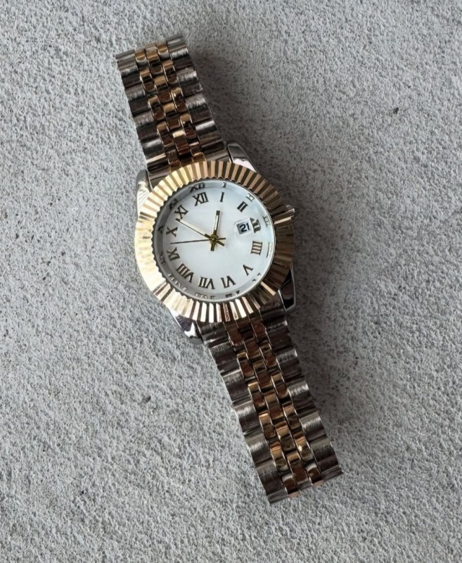 S003 Beyaz Silver Gold Çelik Kordonlu Siyah Çerçeveli Kol Saati - 1