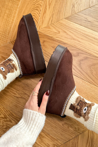 SET2032 Acı Kahve Bilek Boy Bot - Kürklü Şapka - Şal Üçlü Set - Cappmoda (1)