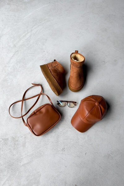 SET2036 Taba Orta Boy Bot - Deri Şapka - Çanta - Gözlük Dörtlü Set - Cappmoda