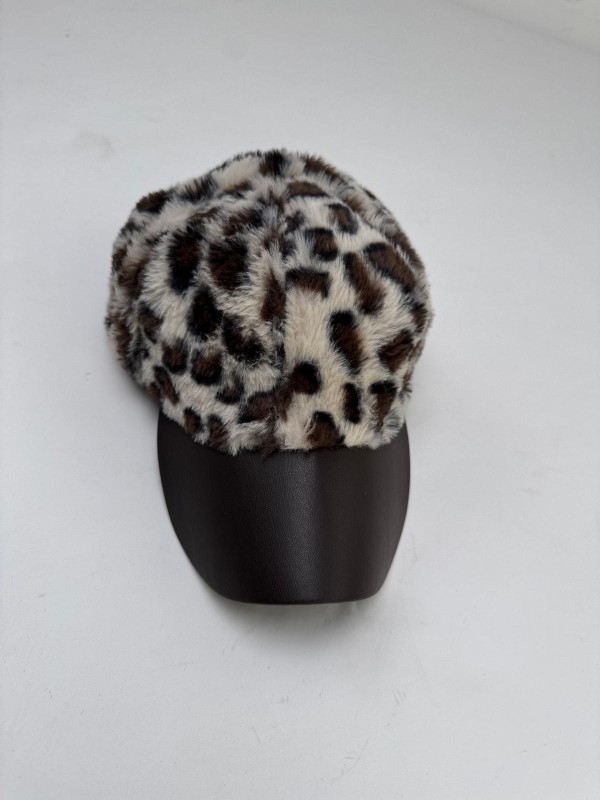 ŞPK-2007 Acı Kahve Leopar Desenli Peluş Cap Şapka - 3
