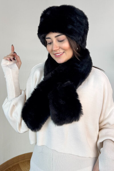 2011 Siyah İthal Kürklü Börk Şapka & Geçirmeli Kürklü Şal Seti - Cappmoda