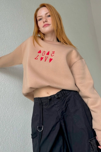 SWT-14237 Vizon Love Nakışlı Bisiklet Yaka Üç İplik Şardonlu Sweatshirt - 1