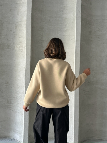 SWT-14272 Vizon Born Kabartma Tasarım Yazı Baskılı Üç İplik Şardonlu Oversize Sweatshirt - 6