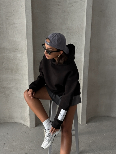 SWT-14274 Siyah Kol Etiket Detaylı Kapüşonlu Üç İplik Şardonlu Sweatshirt 