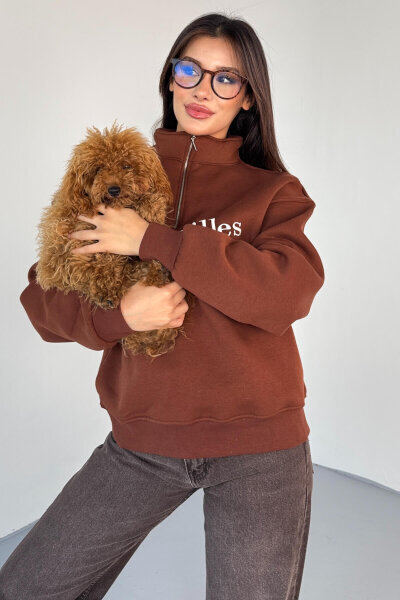 SWT-1715 Kahverengi Versailles Baskılı Yarım Fermuarlı Yüksek Yaka Sweatshirt - 2