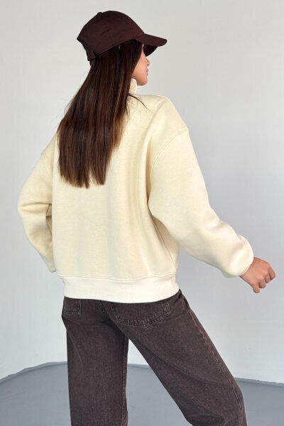 SWT-1715 Krem Versailles Baskılı Yarım Fermuarlı Yüksek Yaka Sweatshirt - 3