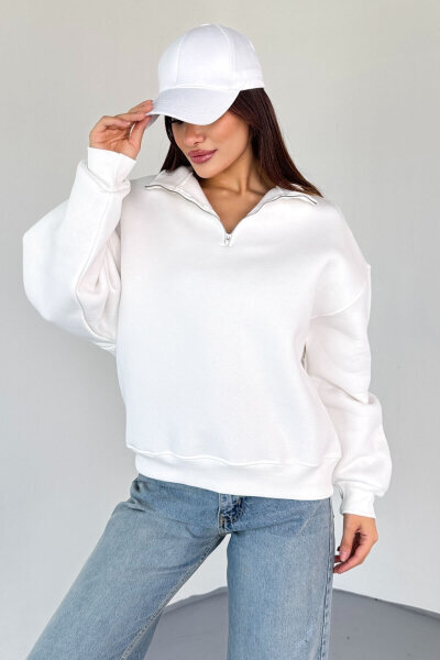 SWT-1870 Beyaz Yarım Fermuarlı Yüksek Yaka Basic Sweatshirt 