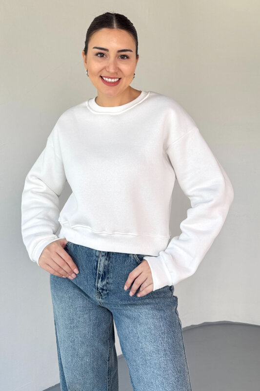 SWT-226 Beyaz Basic Bisiklet Yaka Sweatshirt - 1