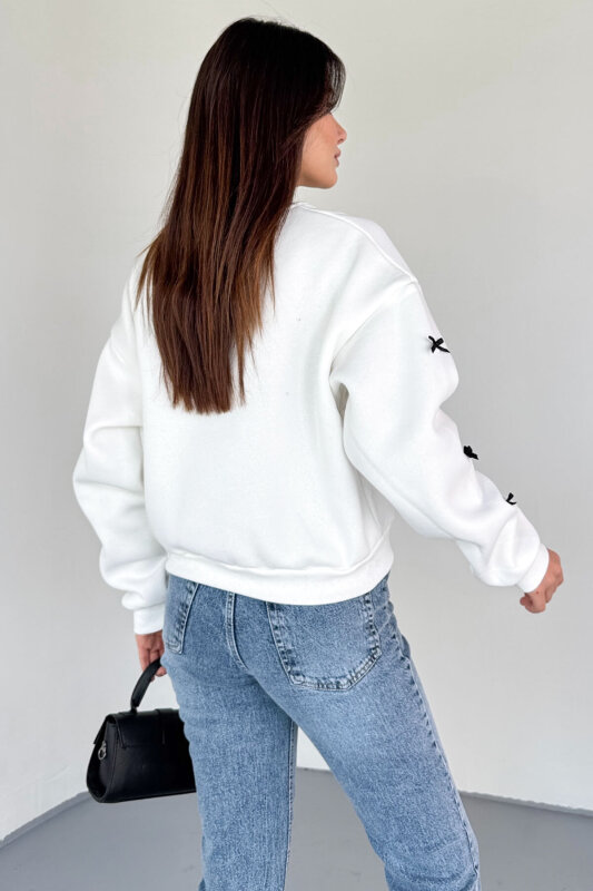 SWT-232 Beyaz Kurdale Süslemeli Sweatshirt - 3