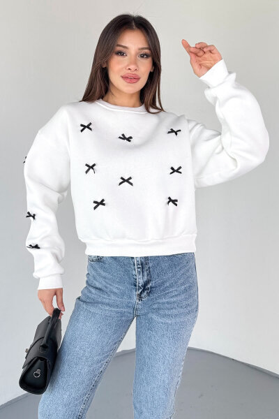 SWT-232 Beyaz Kurdale Süslemeli Sweatshirt - 2